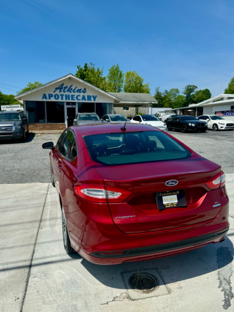 2014 Ford Fusion SE photo