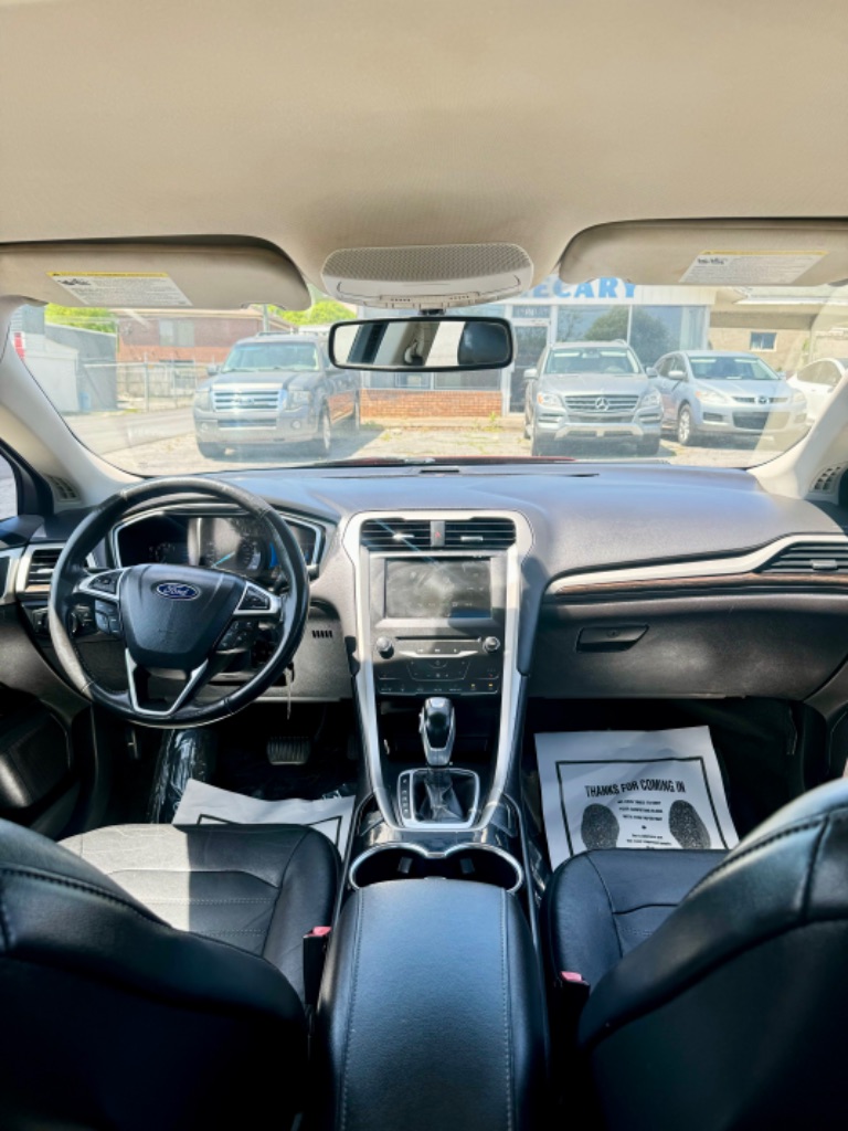 2014 Ford Fusion SE photo