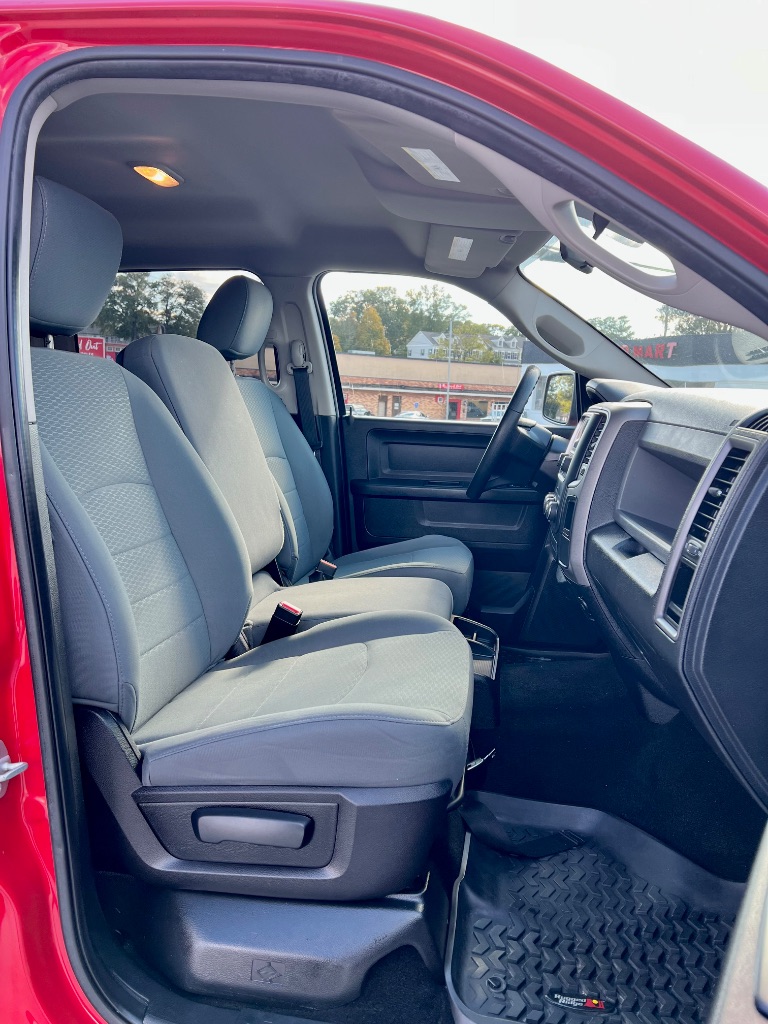 2016 Ram 1500 - $16,500