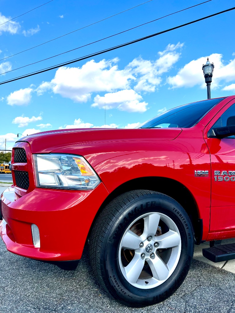 2016 Ram 1500 - $16,500