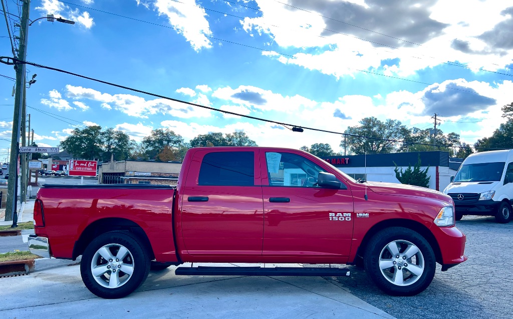 2016 Ram 1500 - $16,500