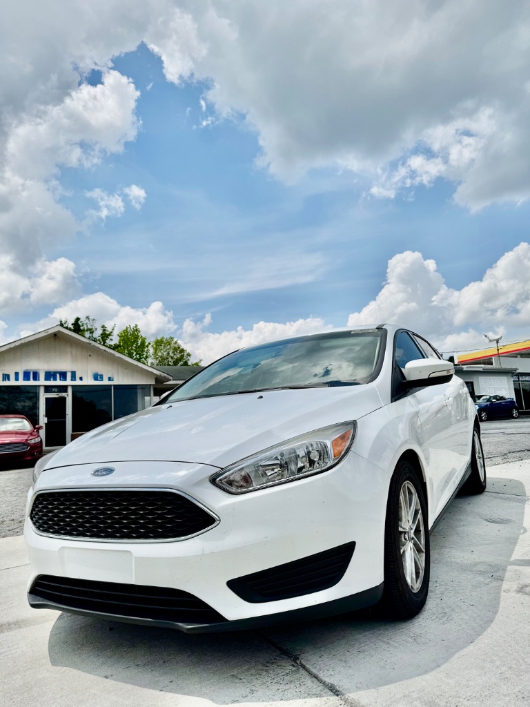 2017 Ford Focus - $7,999
