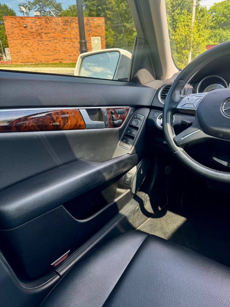 2013 Mercedes-Benz C-Class - $9,712