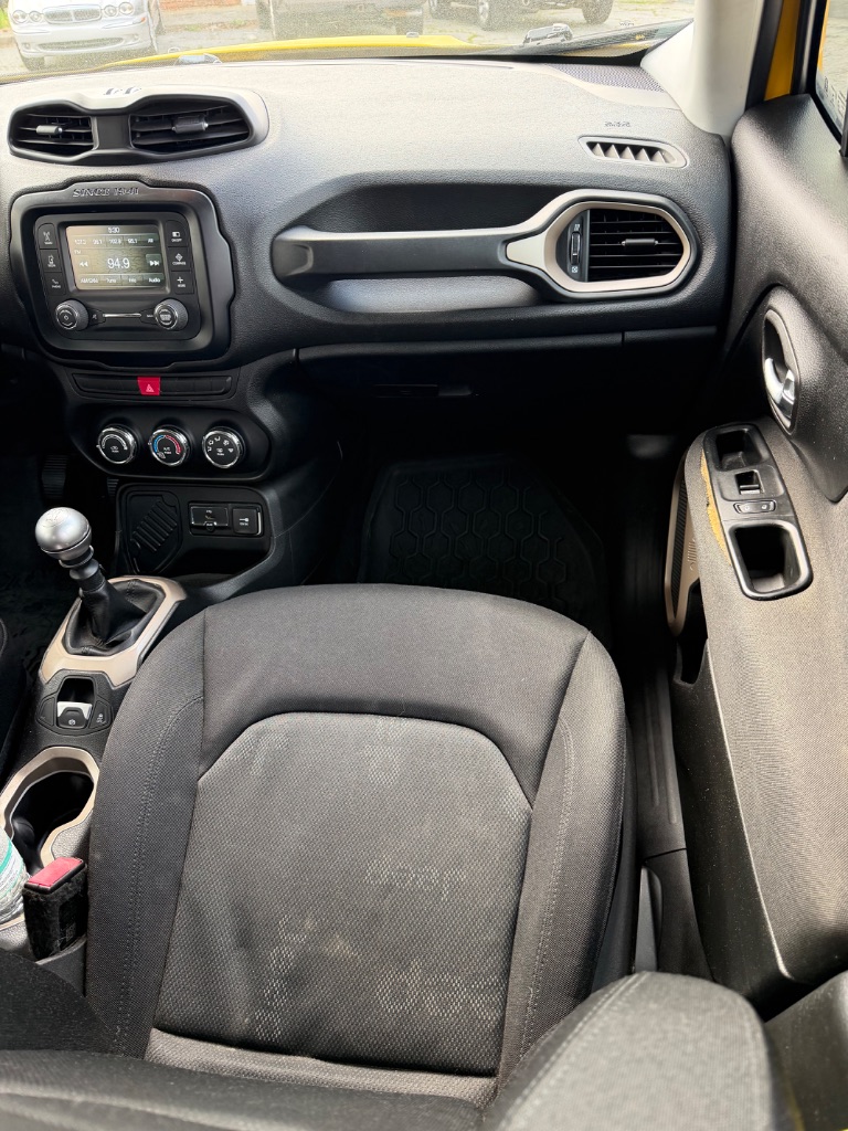 2015 Jeep Renegade - $8,999