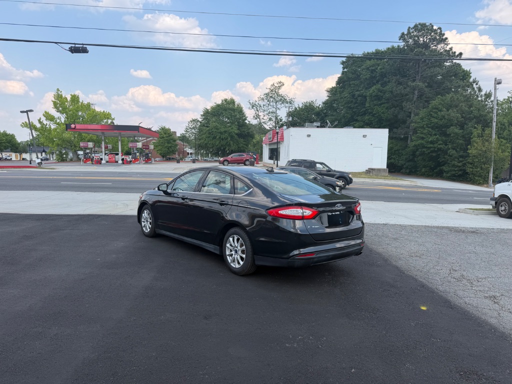 2015 Ford Fusion - $9,999