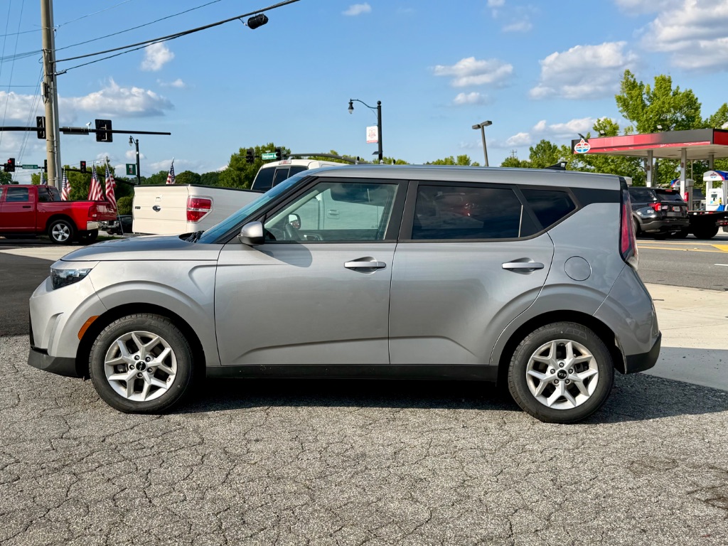 2024 Kia Soul - $15,999