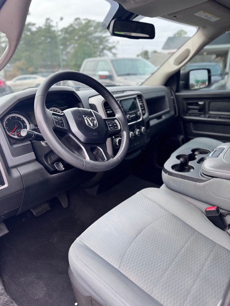 2019 RAM 1500 DS Tradesman photo