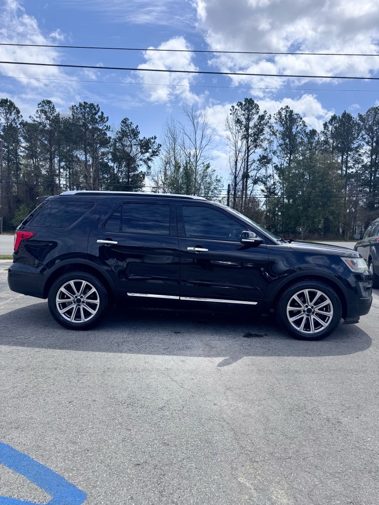 2016 Ford Explorer Limited photo