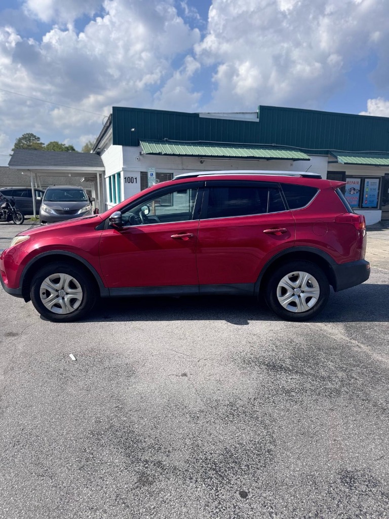 2014 Toyota RAV4 LE photo