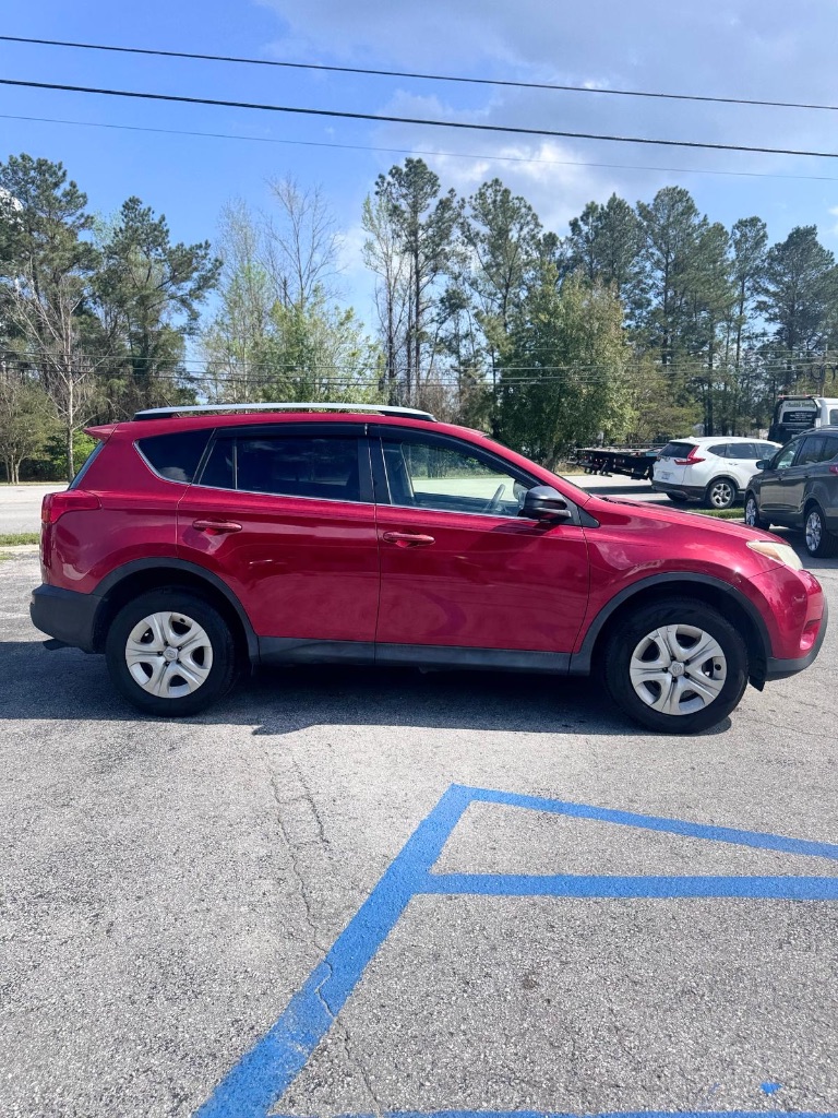 2014 Toyota RAV4 LE photo
