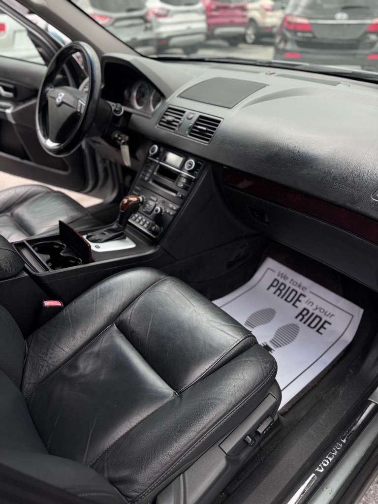 2014 Volvo XC90 3.2 photo