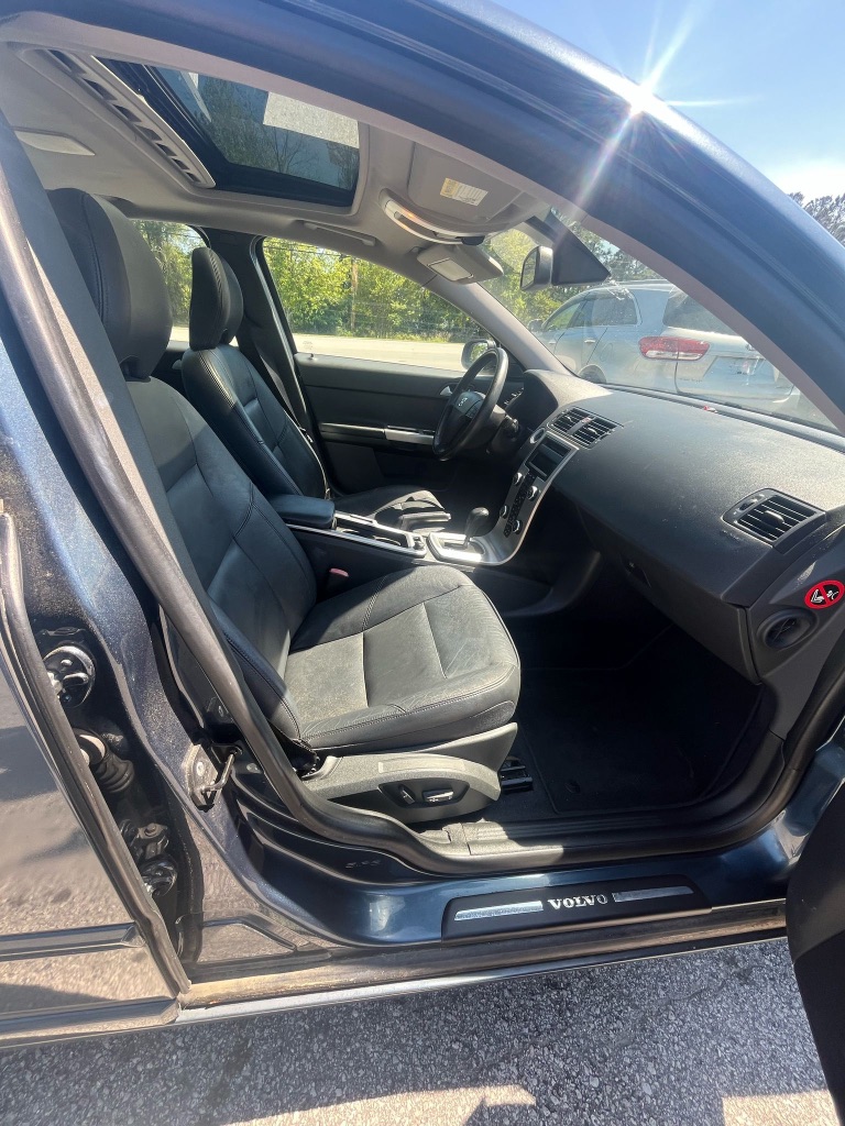 2008 Volvo S40 T5 photo