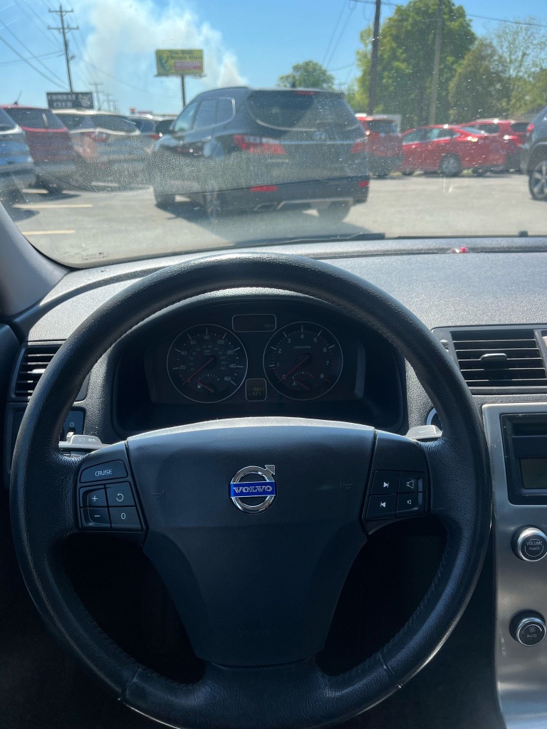2008 Volvo S40 T5 photo