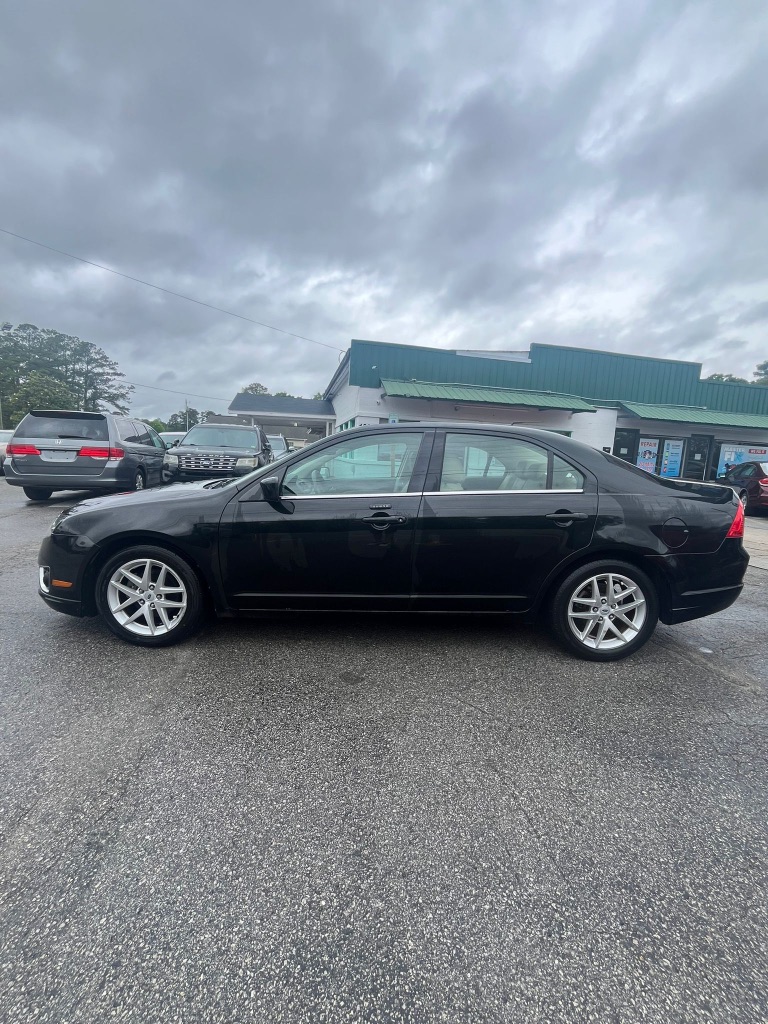 2010 Ford Fusion SEL photo