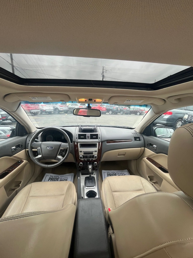 2010 Ford Fusion SEL photo