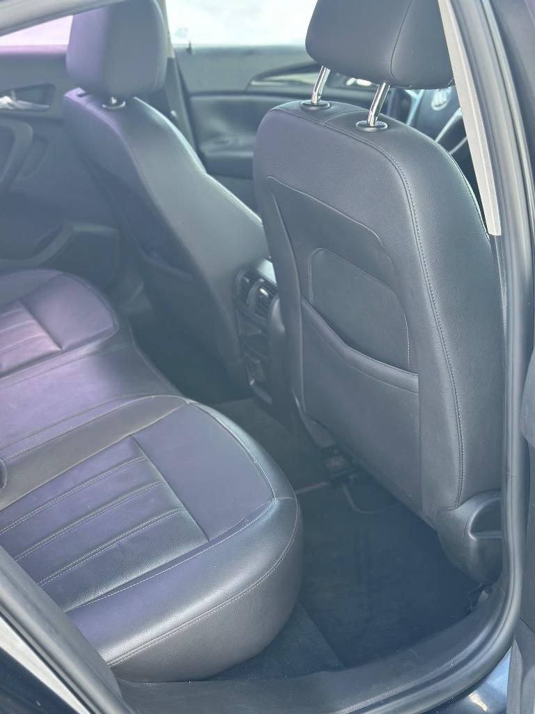 2011 Buick Regal CXL Turbo photo