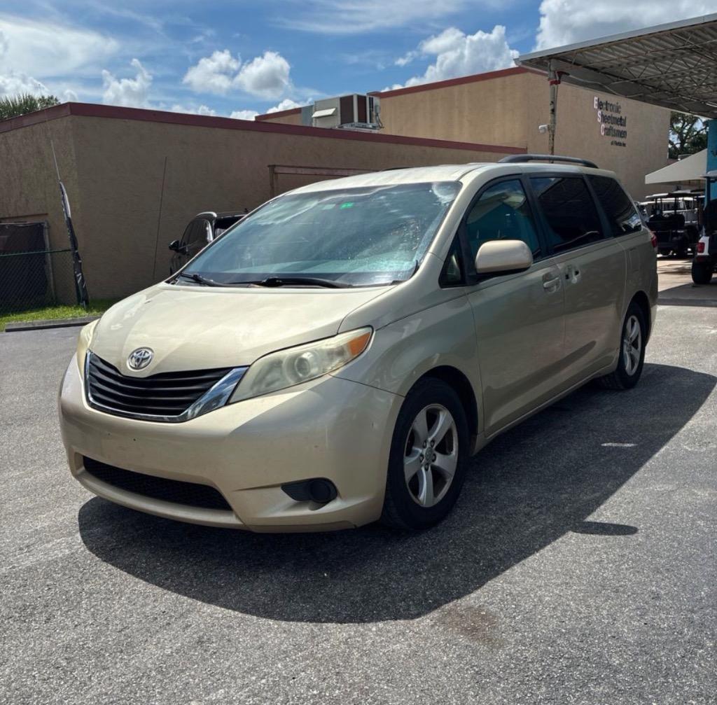 2014 Toyota Sienna
