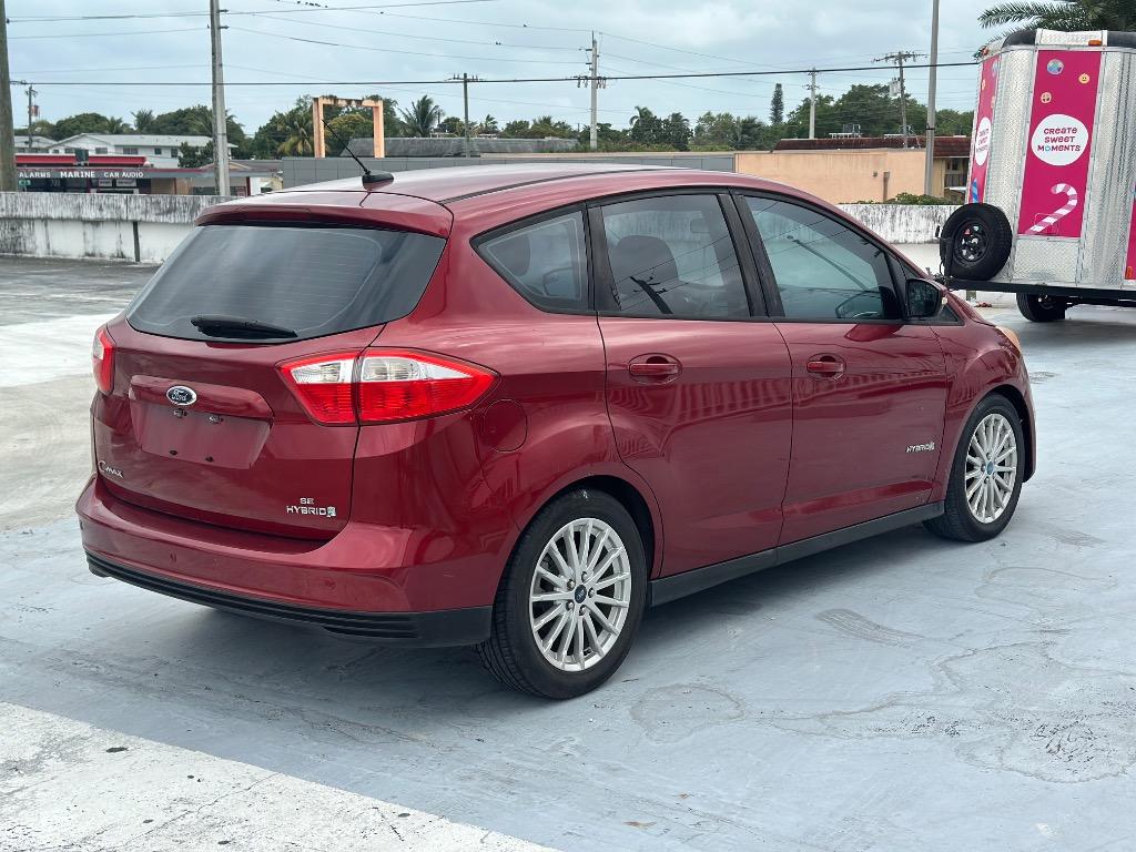 2013 Ford C-Max Hybrid SE photo
