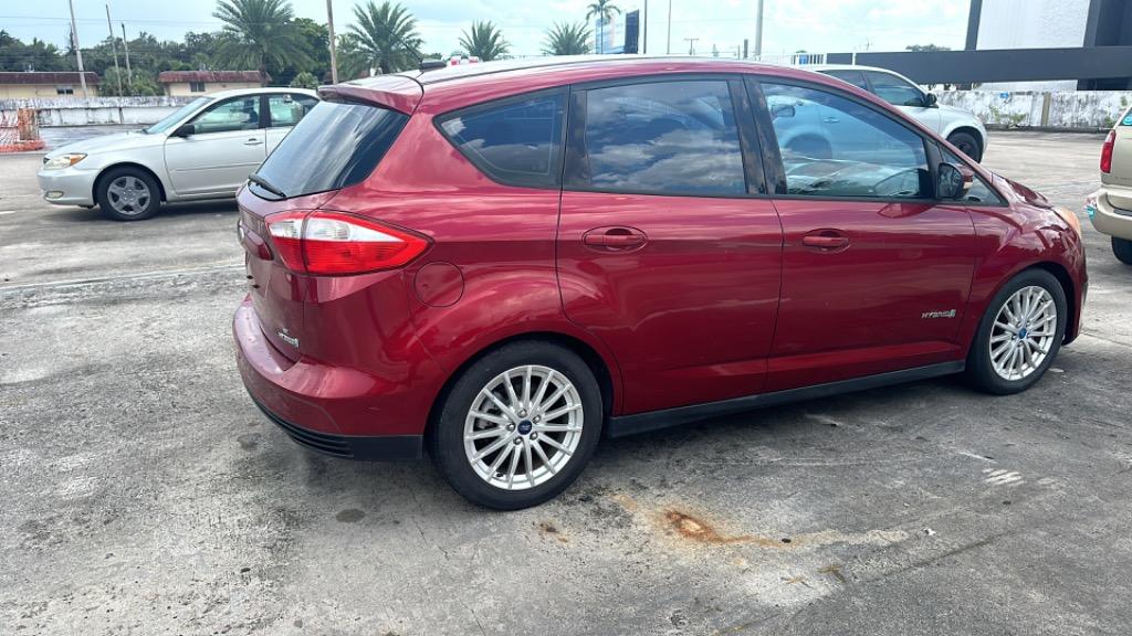2013 Ford C-Max Hybrid SE photo