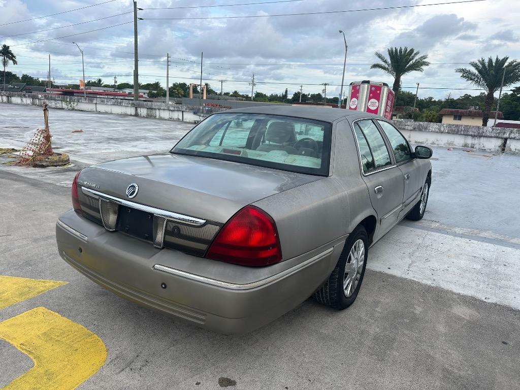 2006 Mercury Grand Marquis - $6,999