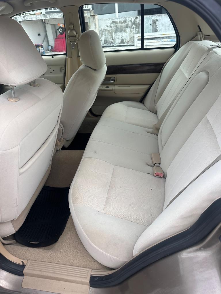 2006 Mercury Grand Marquis - $6,999