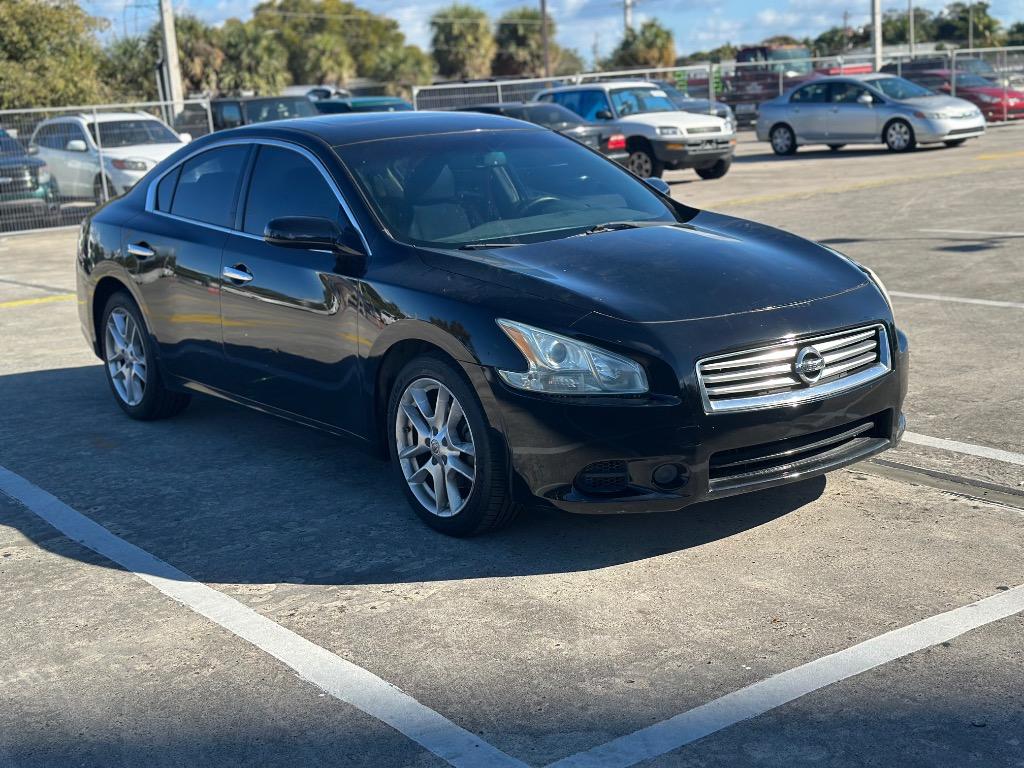 2013 Nissan Maxima - $2,999
