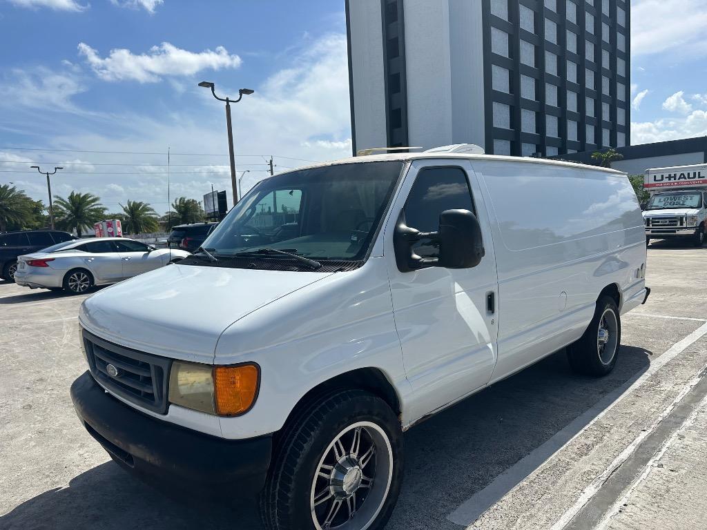 2006 Ford E350 - $10,995