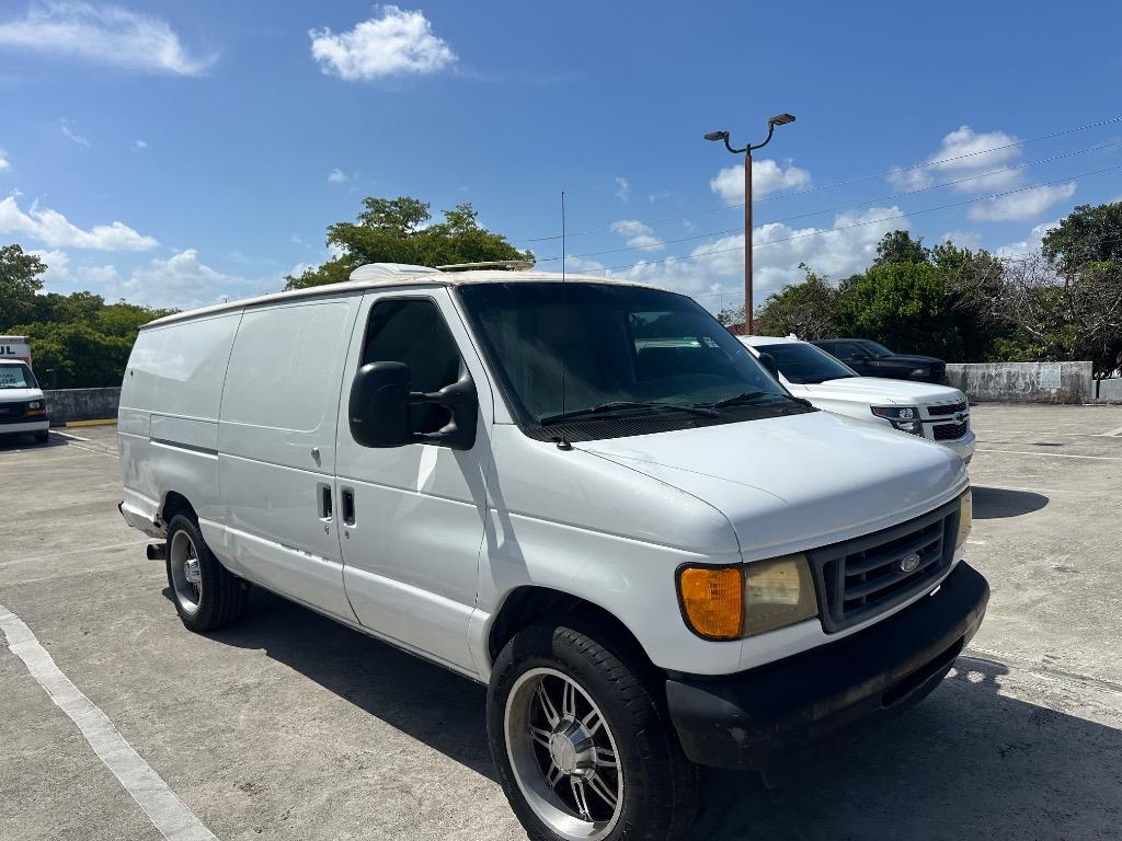 2006 Ford E350 - $10,995