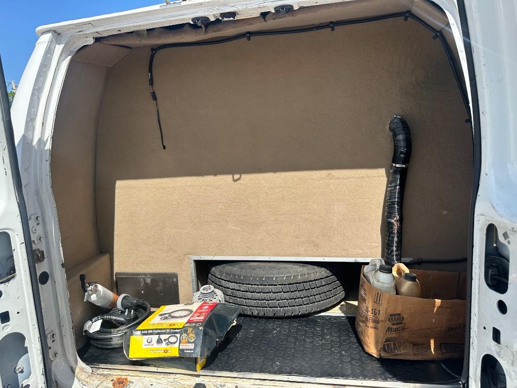 2006 Ford E350 - $10,995