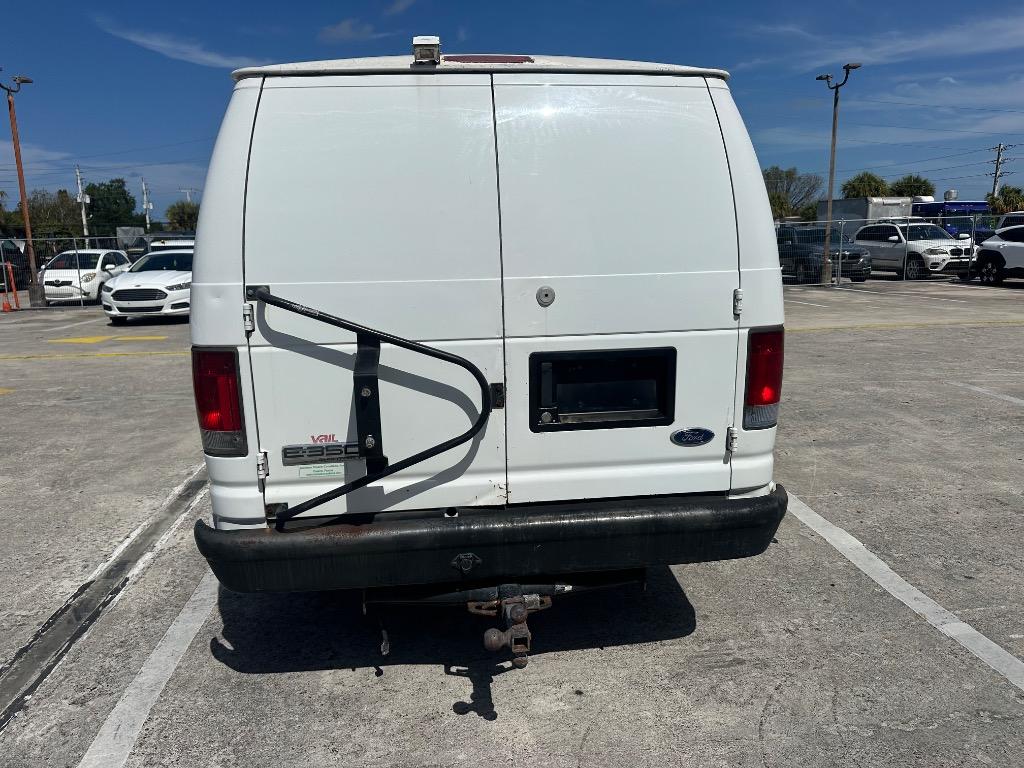 2006 Ford E350 - $10,995