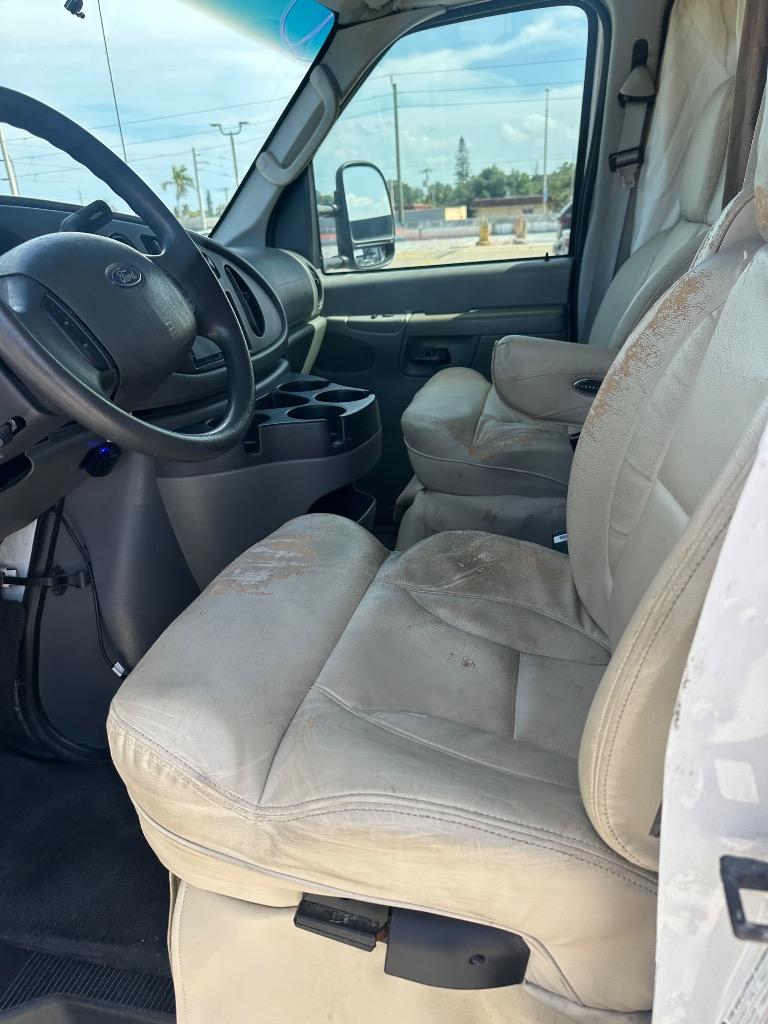 2006 Ford E350 - $10,995