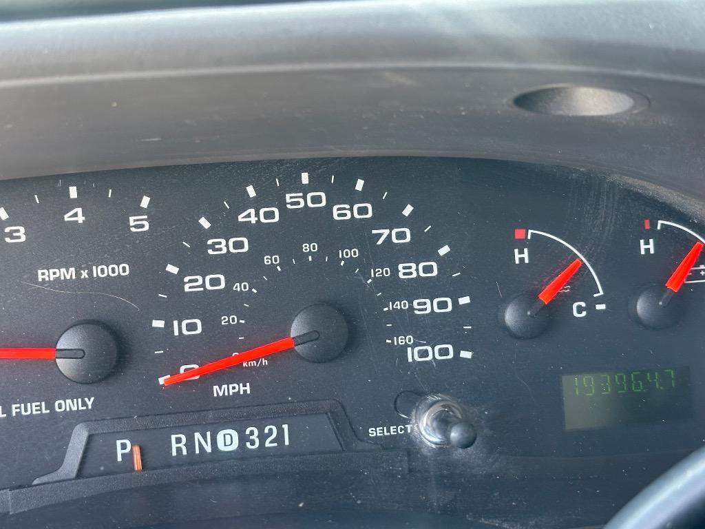 2006 Ford E350 - $10,995