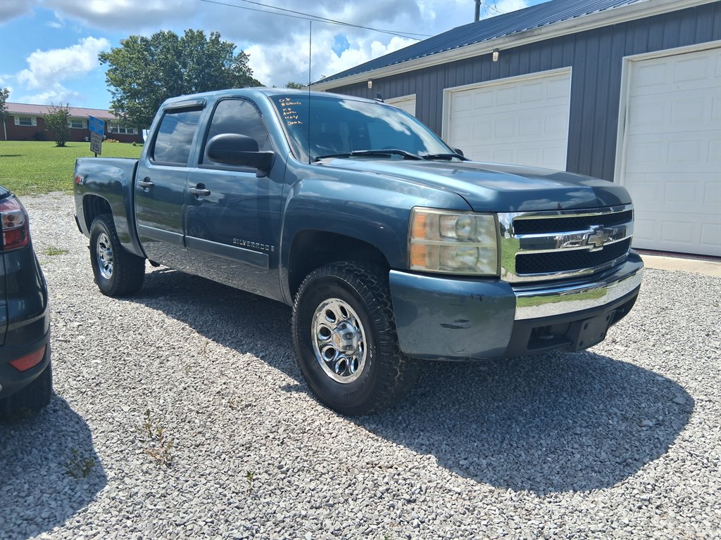 2008 Chevrolet Silverado 1500 - $5,200