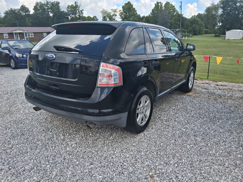 2008 Ford Edge - $3,800