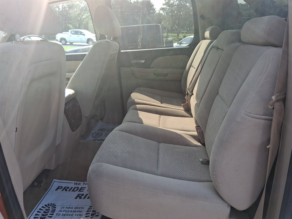 2008 Chevrolet Avalanche - $4,800