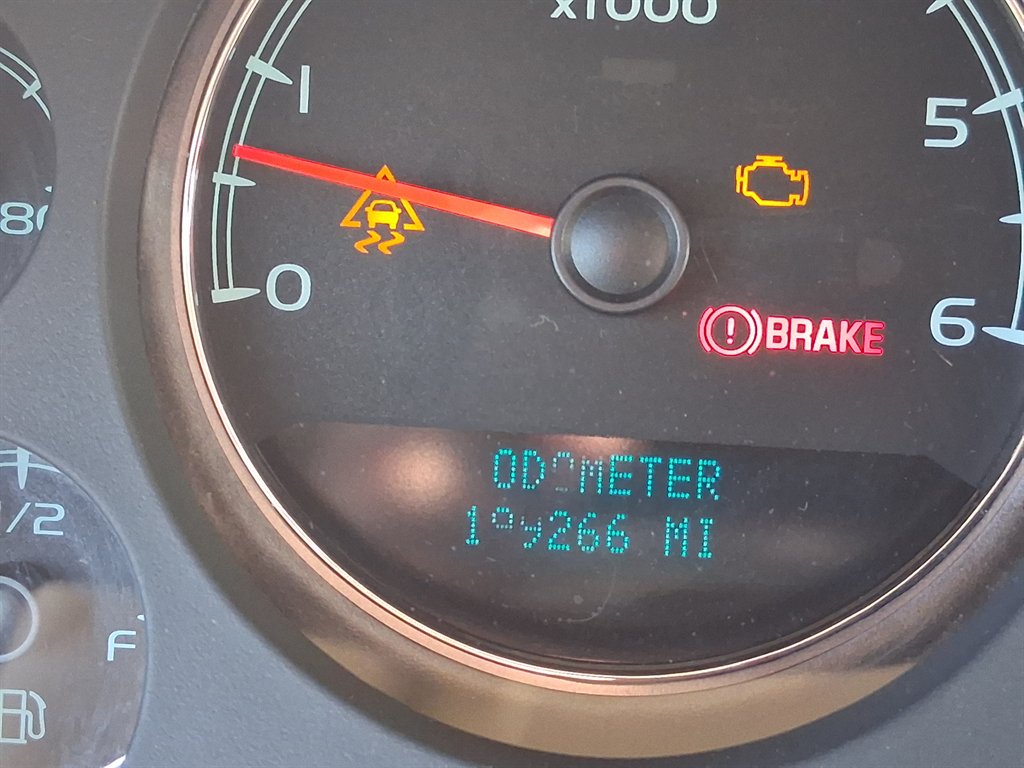 2008 Chevrolet Avalanche - $4,800