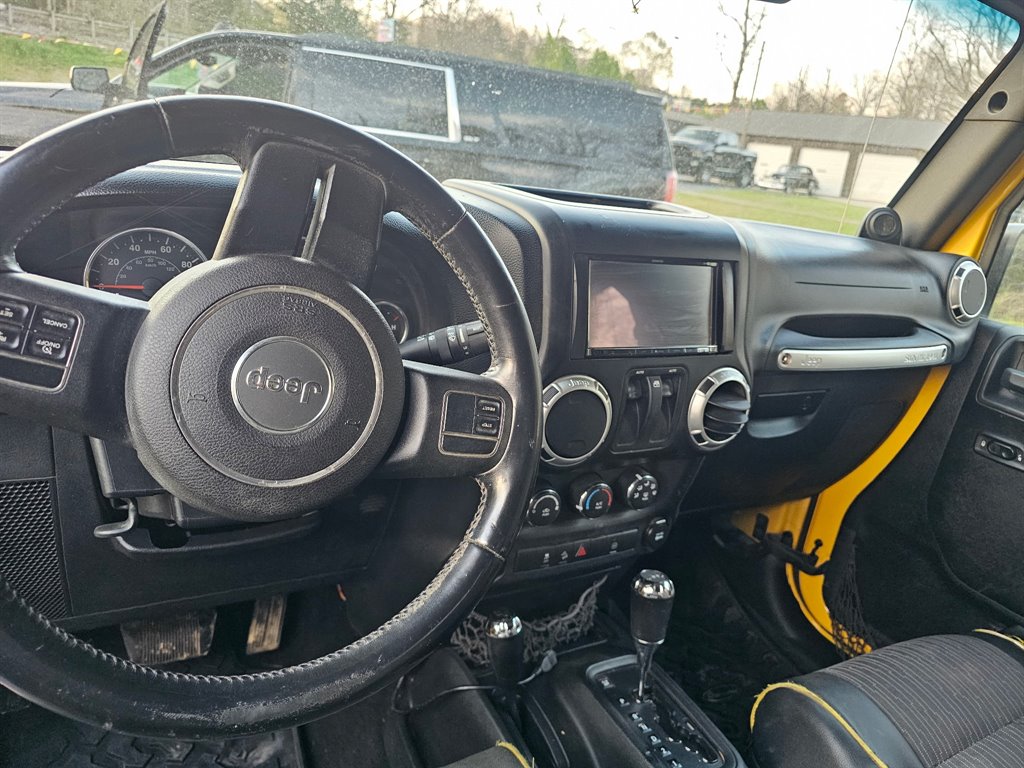 2011 Jeep Wrangler Sahara photo