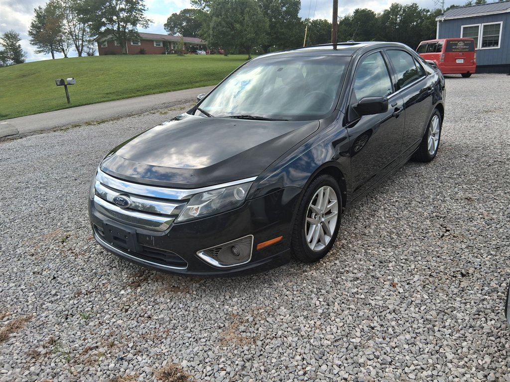 2011 Ford Fusion - $4,200