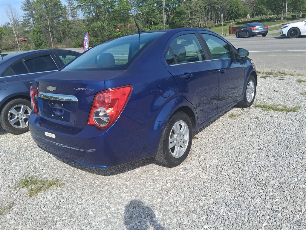 2012 Chevrolet Sonic - $3,200