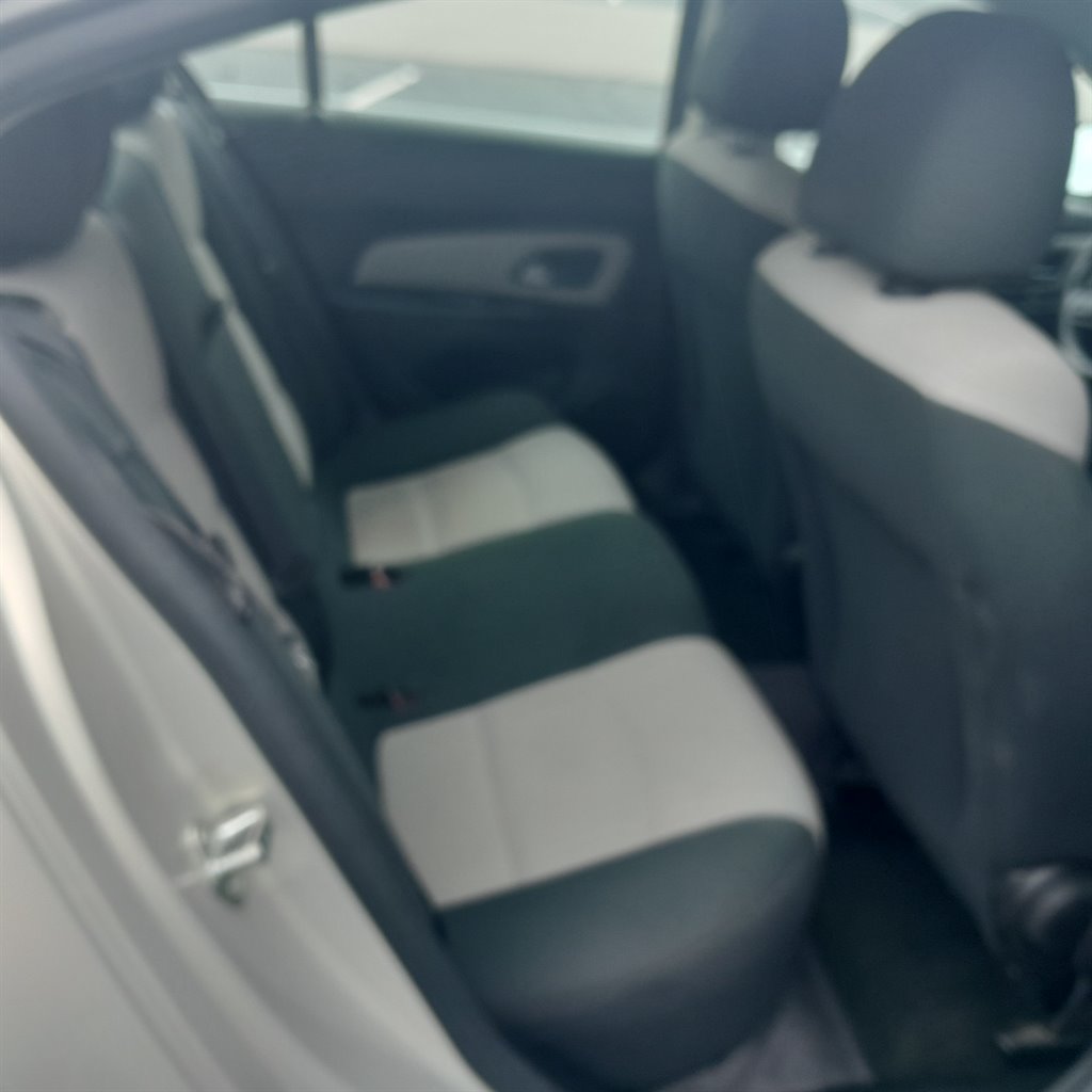2012 Chevrolet Cruze LS photo