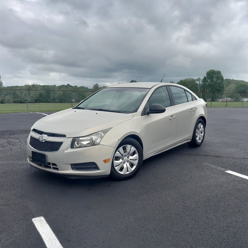 2012 Chevrolet Cruze LS photo