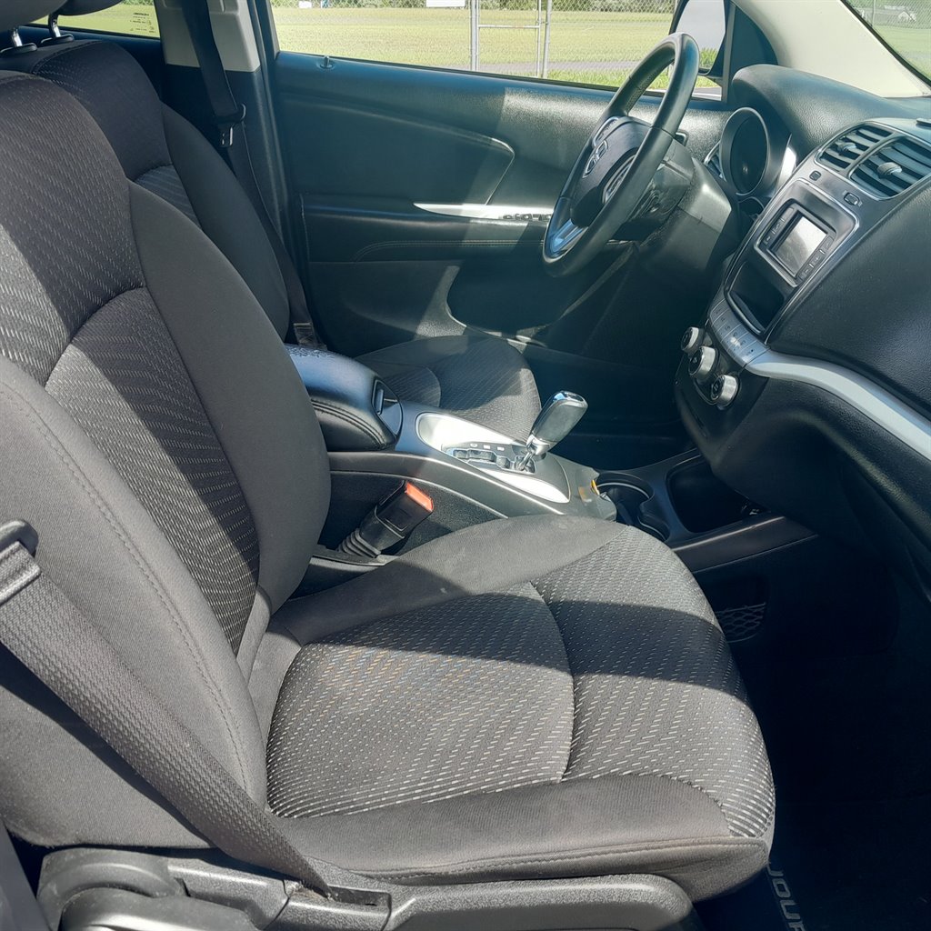 2017 Dodge Journey SE photo