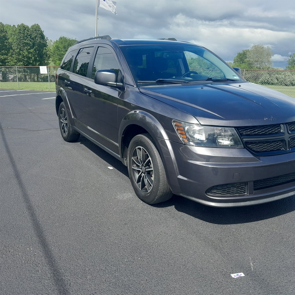 2017 Dodge Journey SE photo