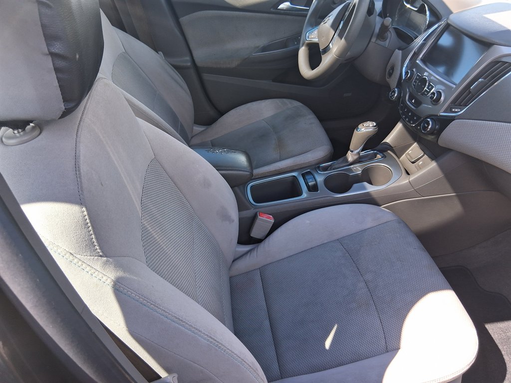 2018 Chevrolet Cruze - $4,800