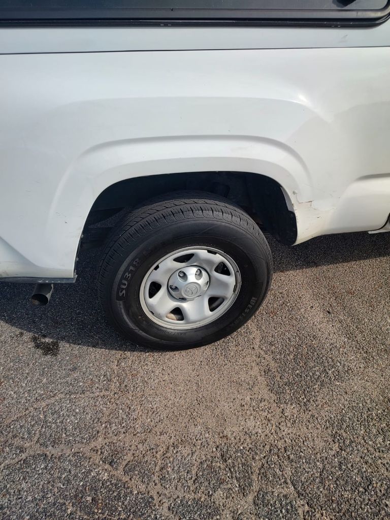 2019 Toyota Tacoma SR photo