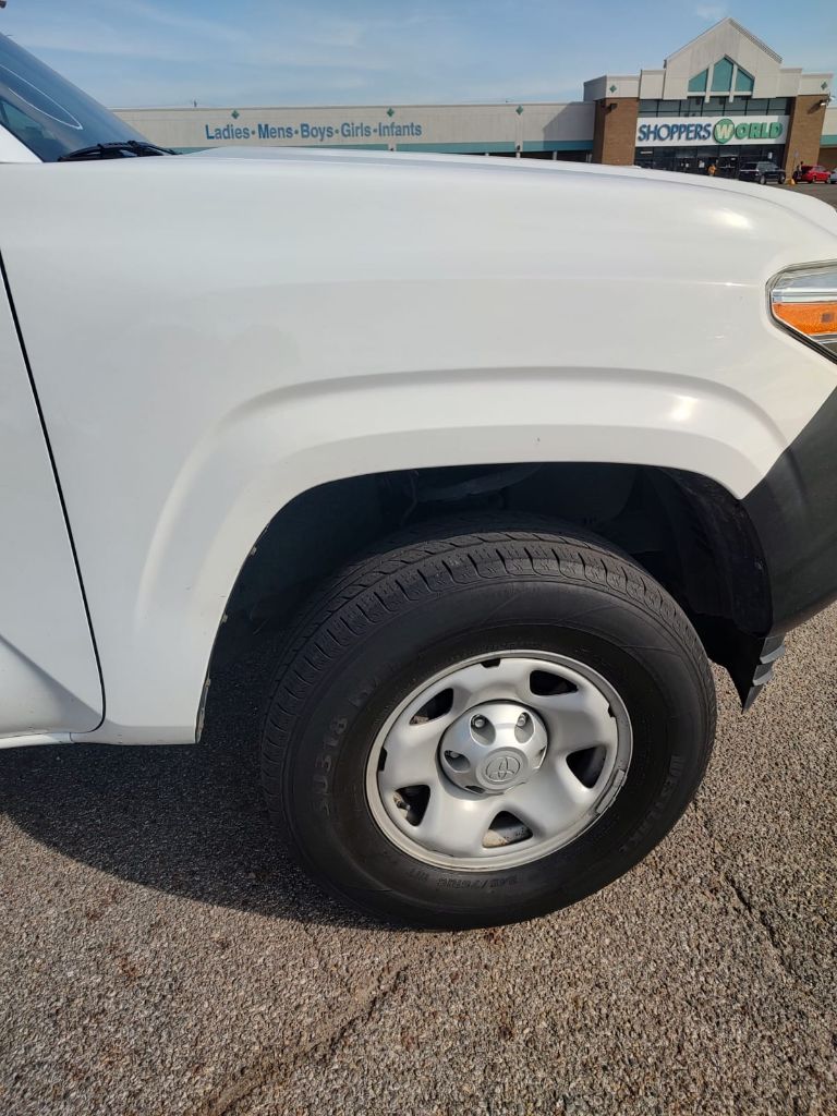 2019 Toyota Tacoma SR photo