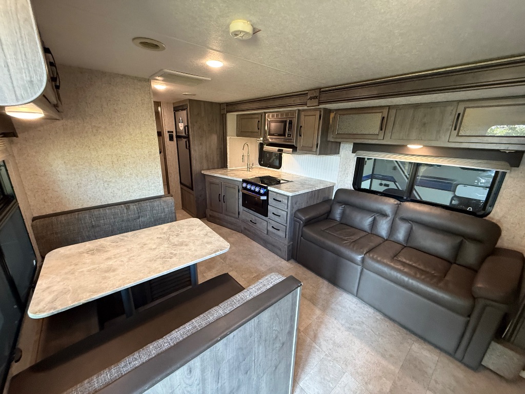 2020 Forest River Coachmen Apex - $15,990