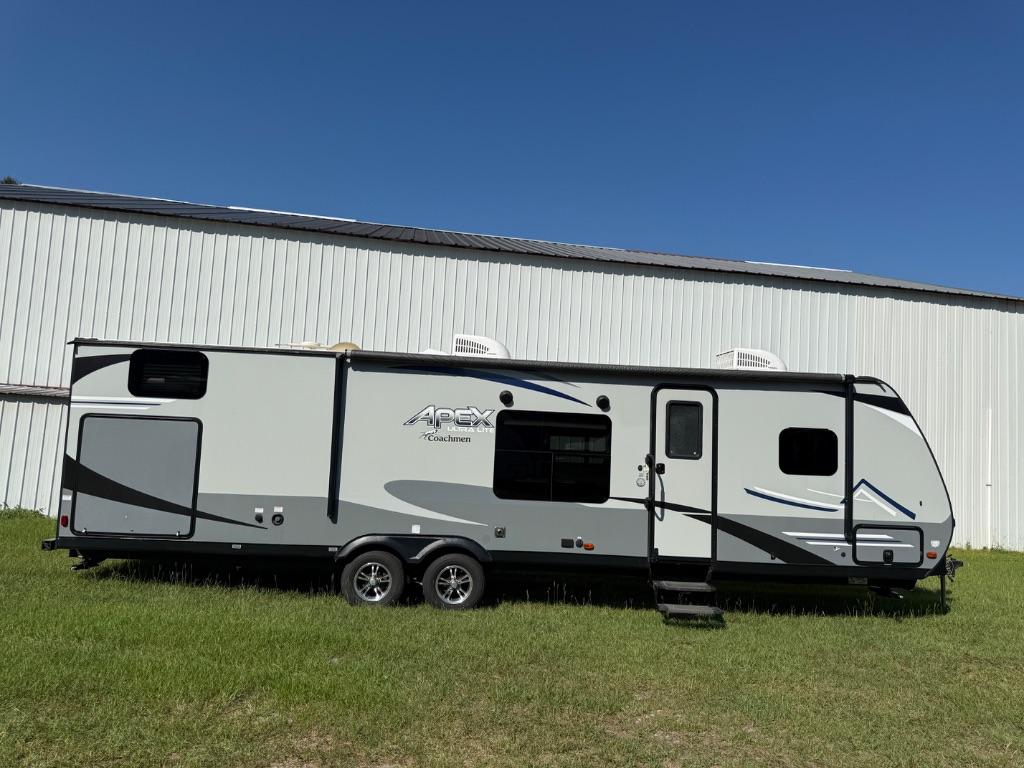 2020 Forest River Coachmen Apex - $15,990