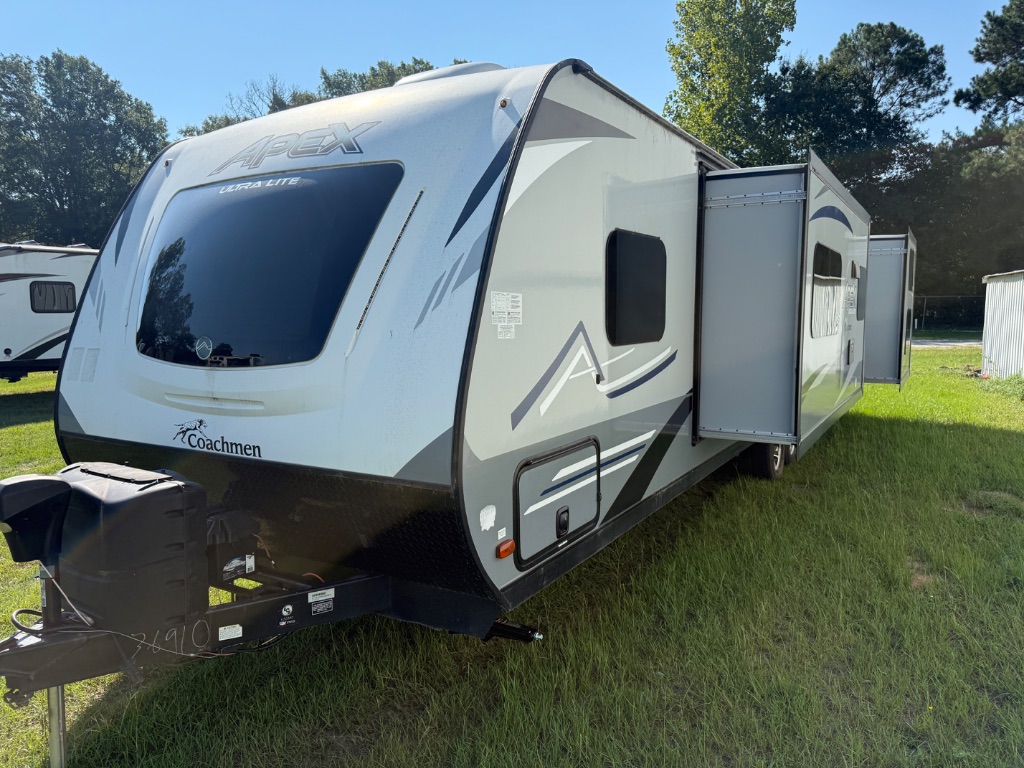 2020 Forest River Coachmen Apex - $15,990