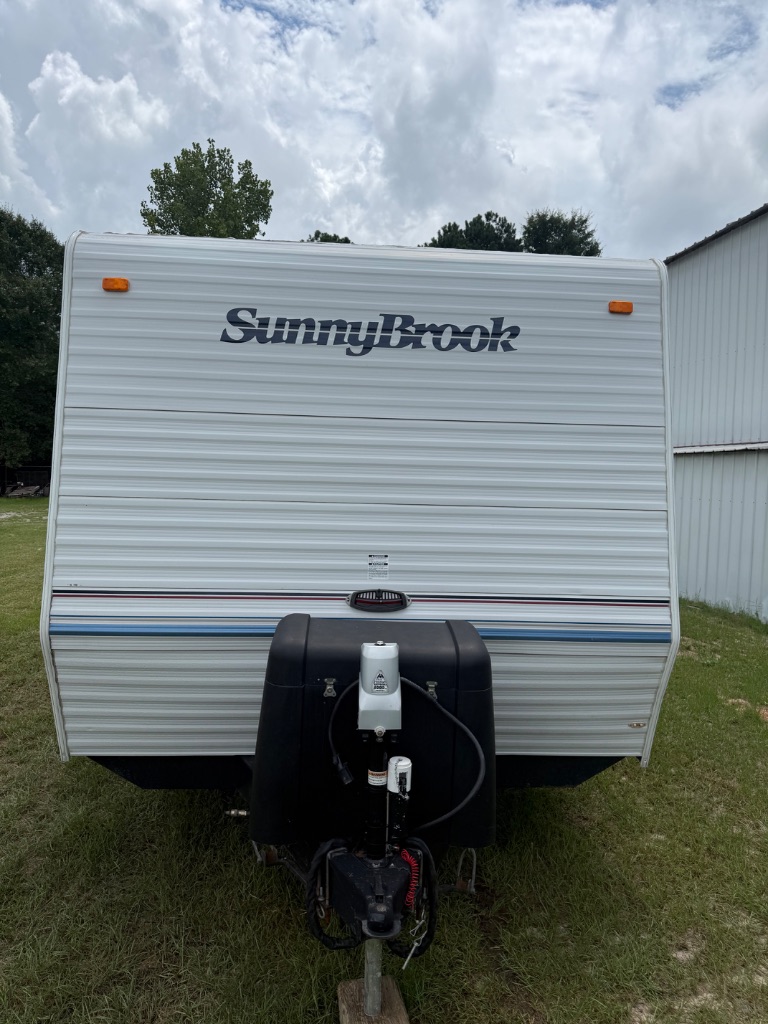 2004 SUNNYBROOK 2406 - $7,990